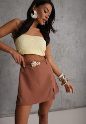 Brązowe Spódnico-Szorty High Waist Ozdobione Metaliczną Aplikacją i Paskiem Retness. Brązowe szorty Renee, z aplikacjami. Za 109.99 zł.