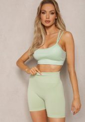 Jasnozielone Szorty Push-Up z Wysokim Stanem Adalama. Zielone szorty sportowe Renee, bez wzorów, z podwyższonym stanem. W wyprzedaży za 23.99 zł.