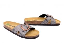 DR. BRINKMANN 700906-09 grau, klapki damskie. Szare klapki Dr. Brinkmann, bez wzorów, bez obcasa, bez zapięcia. Za 214.90 zł.