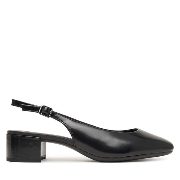 Czółenka ECCO. Czarne czółenka ECCO, bez wzorów, bez obcasa, bez zapięcia. Za 599.99 zł.