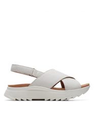 Clarks Sandały DashLite Wish 26171949 Beżowy. Brązowe sandały Clarks, bez wzorów, ze skóry, bez obcasa, na płaskiej podeszwie, bez zapięcia. Za 399.99 zł.