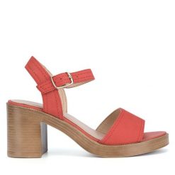 Sandały Lasocki. Czerwone sandały Lasocki, bez wzorów, bez obcasa, na słupku, bez zapięcia. Za 169.99 zł.