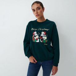 Bluza z Myszką Miki - Turkusowy. Niebieskie bluzy Mohito, l, bez wzorów, bez kaptura. W wyprzedaży za 49.99 zł.