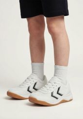 Buty halowe Hummel Multiplay Flex LC 2.0. Białe trekkingi Hummel, bez wzorów, z materiału, bez zapięcia, do piłki ręcznej. Za 252.50 zł.