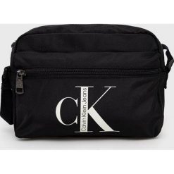 Calvin Klein Jeans nerka kolor czarny. Czarne nerki i saszetki Calvin Klein Jeans, bez wzorów, z jeansu, bez dodatków. W wyprzedaży za 174.99 zł.