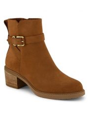 TOMS Skórzane botki "Hailey Buckle" w kolorze jasnobrązowym rozmiar: 39. Brązowe botki TOMS, bez wzorów, ze skóry, eleganckie, bez obcasa, bez zapięcia. Za 419.95 zł.