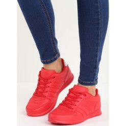 Czerwone Buty Sportowe Motivate. Buty sportowe lifestyle marki Born2be. Za 44.99 zł.