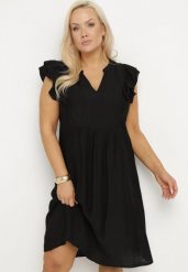 Czarna Sukienka Pudełkowa z Bawełną i Trójkątnym Dekoltem Ozdobiona Falbankami Vikirva. Czarne sukienki Born2be, na co dzień, l, bez wzorów, z bawełny, eleganckie, bez kołnierzyka, plus size, bez ramiączek, midi, proste. Za 79.99 zł.
