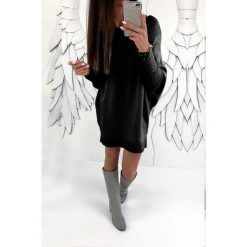 Tunika HAVIERA BLACK. Czarne tuniki Tunika HAVIERA BLACK, uniwersalny, bez wzorów, bez kołnierzyka, bez ramiączek. W wyprzedaży za 59.00 zł.