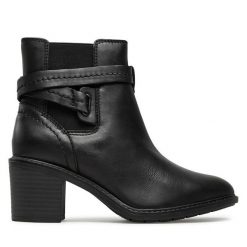 Botki Clarks. Czarne botki Clarks, bez wzorów, retro, bez obcasa, na słupku, bez zapięcia. Za 299.99 zł.