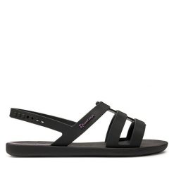 Sandały Ipanema. Czarne sandały Ipanema, bez wzorów, bez obcasa, na płaskiej podeszwie, bez zapięcia. Za 119.99 zł.