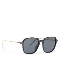 Okulary przeciwsłoneczne Polaroid. Czarne okulary przeciwsłoneczne Polaroid, bez wzorów. Za 279.99 zł.