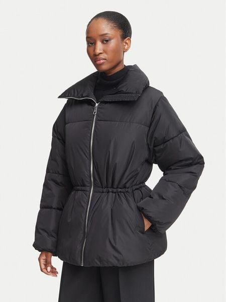 BOSS Kurtka zimowa Pagetta 50580155 Czarny Regular Fit. Czarne kurtki Boss, na zimę, bez wzorów, z syntetyku, bez kaptura. Za 1,349.00 zł.