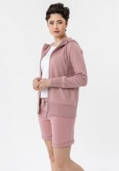 Szorty dresowe M-HOLY. Czerwone szorty Volcano, bez wzorów, z bawełny, klasyczne. Za 89.99 zł.