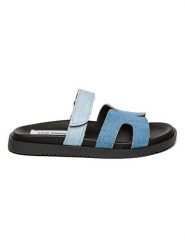 Steve Madden Klapki w kolorze błękitnym rozmiar: 38. Niebieskie klapki Steve Madden, bez wzorów, klasyczne, z otwartym noskiem, bez obcasa, bez zapięcia. Za 232.23 zł.