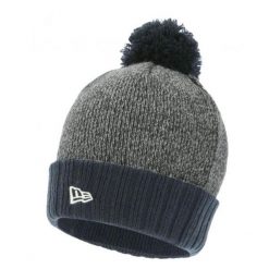 Czapka z pomponem z dzianiny New Era. Niebieskie czapki zimowe New Era, bez wzorów, z dzianiny. Za 157.50 zł.
