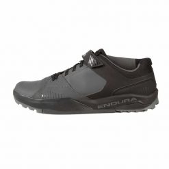 Płaskie Buty do pedałów Endura MT500 Burner. Czarne buty do biegania ENDURA, bez wzorów, z gumy, bez zapięcia, do biegania. Za 549.99 zł.