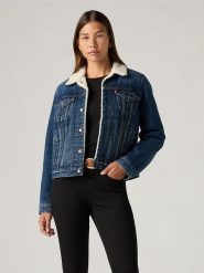 Levi's Kurtka dżinsowa w kolorze niebieskim rozmiar: M. Niebieskie kurtki Levi's, m, bez wzorów, z bawełny, bez kaptura. Za 241.63 zł.
