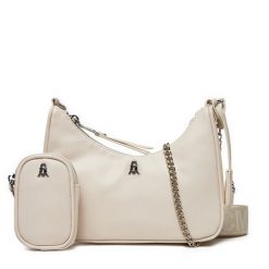 Torebka Steve Madden. Torebki klasyczne Steve Madden, bez wzorów, klasyczne, bez dodatków. Za 229.99 zł.