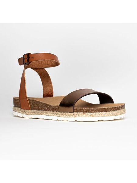 Blue Bay Sandały "Wellington" w kolorze jasnobrązowym rozmiar: 42. Brązowe sandały Blue Bay, bez wzorów, klasyczne, z otwartym noskiem, bez obcasa, bez zapięcia. Za 144.58 zł.