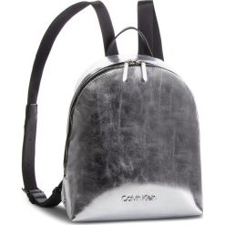 Plecak CALVIN KLEIN - Snap Sml Backpack Met K60K604926 067. Plecaki marki Calvin Klein. Za 549.00 zł.