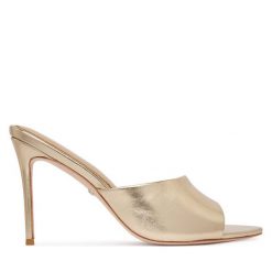 Klapki Marciano Guess. Żółte klapki Marciano Guess, z aplikacjami, bez obcasa, bez zapięcia. Za 889.99 zł.