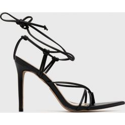 Aldo sandały LONA kolor czarny. Czarne sandały Aldo, bez wzorów, z materiału, bez obcasa, na obcasie, bez zapięcia. Za 399.99 zł.