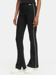 HUGO Spodnie dresowe Niflack 50558616 Czarny Regular Fit. Czarne spodnie dresowe Hugo, bez wzorów, z bawełny. Za 399.99 zł.