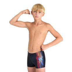 Szorty Kąpielowe Arena Parrot Swim junior. Czarne szorty sportowe Arena, bez wzorów, z materiału. Za 59.99 zł.