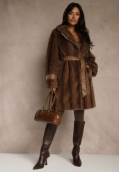 Brązowy Płaszcz Futerko z Paskiem z Imitacji Skóry i Klamrami przy Mankietach Charysha. Brązowe płaszcze Renee, l, bez wzorów, z futra, eleganckie, bez kaptura. Za 339.99 zł.