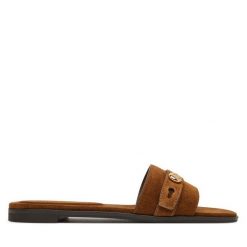 Klapki Tory Burch. Brązowe klapki Tory Burch, bez wzorów, bez obcasa, bez zapięcia. Za 1,549.00 zł.