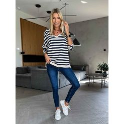 Sweter V Stripes Navy. Niebieskie bluzki ClothStore, bez wzorów, bez ramiączek. Za 129.00 zł.