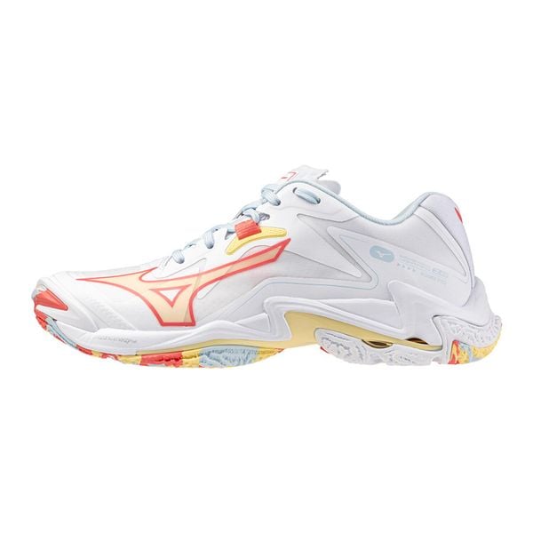 Damskie buty halowe Mizuno Wave Lightning Z. Białe buty treningowe Mizuno, bez wzorów, bez zapięcia, do siatkówki, mizuno wave. Za 578.70 zł.