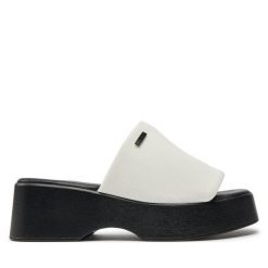 Klapki Big Star Shoes. Białe klapki BIG STAR SHOES, bez wzorów, retro, bez obcasa, bez zapięcia. Za 179.99 zł.