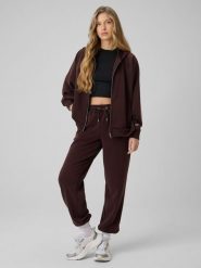 4F Spodnie z szerokimi nogawkami z modalem damskie - brązowe S. Brązowe spodnie materiałowe 4f, bez wzorów, z dresówki. Za 189.99 zł.