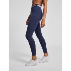 Damskie bawełniane legginsy o średnim kroju Hummel TE Maja. Niebieskie legginsy Hummel, bez wzorów, z bawełny, sportowe. Za 113.00 zł.