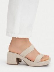 DeeZee Klapki CEO-YLD-H9004 Beżowy. Brązowe klapki DeeZee, bez wzorów, z materiału, bez obcasa, bez zapięcia. Za 139.99 zł.