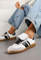 Biało-Czarne Sneakersy Tenisówki Ozdobione Wywinięciem Myrloria. Białe trampki Born2be, bez wzorów, z jeansu, eleganckie, bez zapięcia. W wyprzedaży za 76.49 zł.