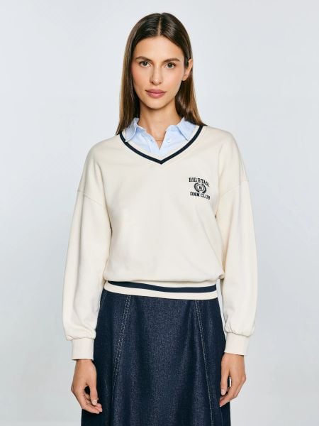Bluza damska w stylu college z haftem z dekoltem v-neck kremowa Gabriella 103. Białe bluzy bez kaptura BIG STAR, l, bez wzorów, z denimu, bez kaptura, trekkingowe. Za 199.99 zł.