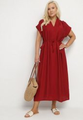Bordowa Wiskozowa Sukienka Pudełkowa z Cienkim Paskiem i Kieszeniami Lumivorae. Czerwone sukienki Born2be, na co dzień, plus size, bez wzorów, z wiskozy, eleganckie, bez kołnierzyka, plus size, bez ramiączek, maxi, proste. W wyprzedaży za 67.99 zł.