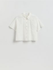 Ażurowa koszula - biały. Białe koszule Reserved, l, w ażurowe wzory, z bawełny, bez kołnierzyka, bez ramiączek. Za 109.99 zł.