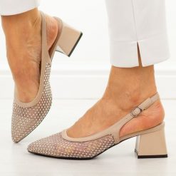 Beżowe czółenka damskie na słupku Vinceza 62300. Brązowe czółenka VINCEZA, na lato, w ażurowe wzory, eleganckie, bez obcasa, na obcasie, bez zapięcia. Za 199.00 zł.