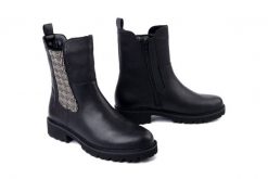 RIEKER REMONTE D8694-03 black combination, botki damskie. Czarne botki Rieker Remonte, bez wzorów, z polaru, bez obcasa, na obcasie, bez zapięcia. Za 337.43 zł.