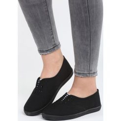 Czarne Tenisówki From the Inside. Trampki marki Sinsay. Za 39.99 zł.