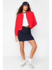 Trendyol Kurtka polarowa w kolorze czerwonym rozmiar: XS. Czerwone kurtki Trendyol, xs, bez wzorów, z polaru, bez kaptura. Za 104.99 zł.