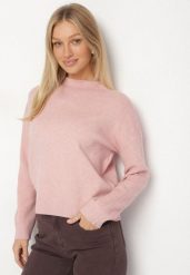 Różowy Gładki Sweter o Pudełkowym Kroju ze Stójką Unessa. Czerwone swetry Born2be, l, bez wzorów, z jeansu, wizytowe, bez ramiączek. Za 79.99 zł.