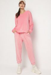 Jasnoróżowy Welurowy Komplet Dresowy Bluza z Trójkątnym Dekoltem i Spodnie z Kieszeniami Onchia. Czerwone bluzy Born2be, l, bez wzorów, z dresówki, eleganckie, bez ramiączek, bez kaptura. W wyprzedaży za 93.49 zł.