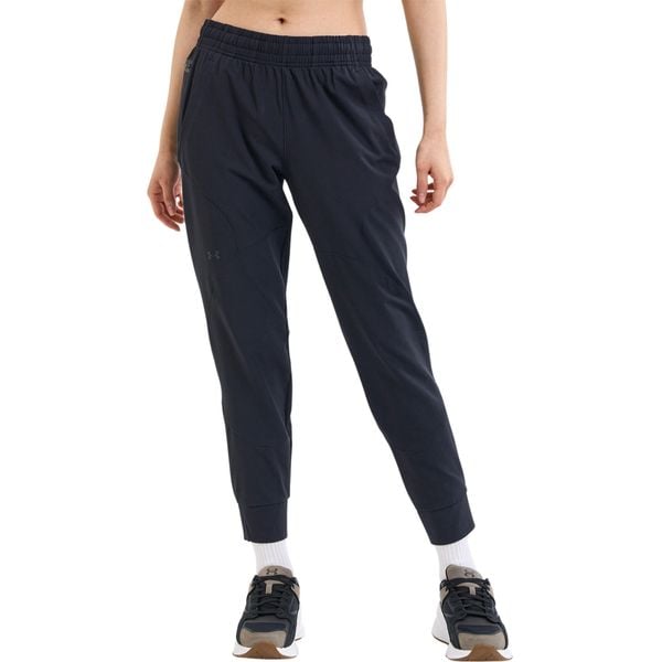 Spodnie sportowe damskie Under Armour Unstoppable Jogger. Czarne spodnie dresowe Under Armour, bez wzorów, z dresówki, na fitness i siłownię. Za 321.00 zł.