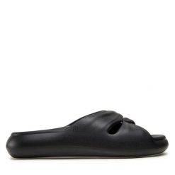 Klapki Melissa. Czarne klapki Melissa, bez wzorów, bez obcasa, bez zapięcia. Za 259.99 zł.