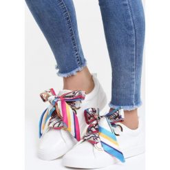 Białe Buty Sportowe Reputability. Buty sportowe lifestyle marki KALENJI. Za 79.99 zł.